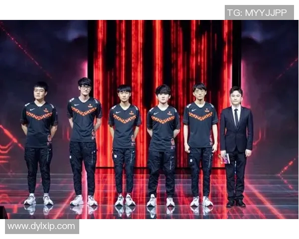 加维带领球队迎战强敌展现出色表现助力争冠之路